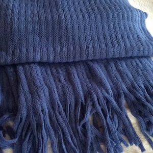 Layers By Linden Marvelush Wrap Scarf Periwinkle